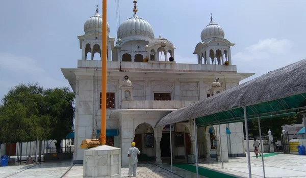 Gurudwara Charan Kanwal Sahib Machhiwara